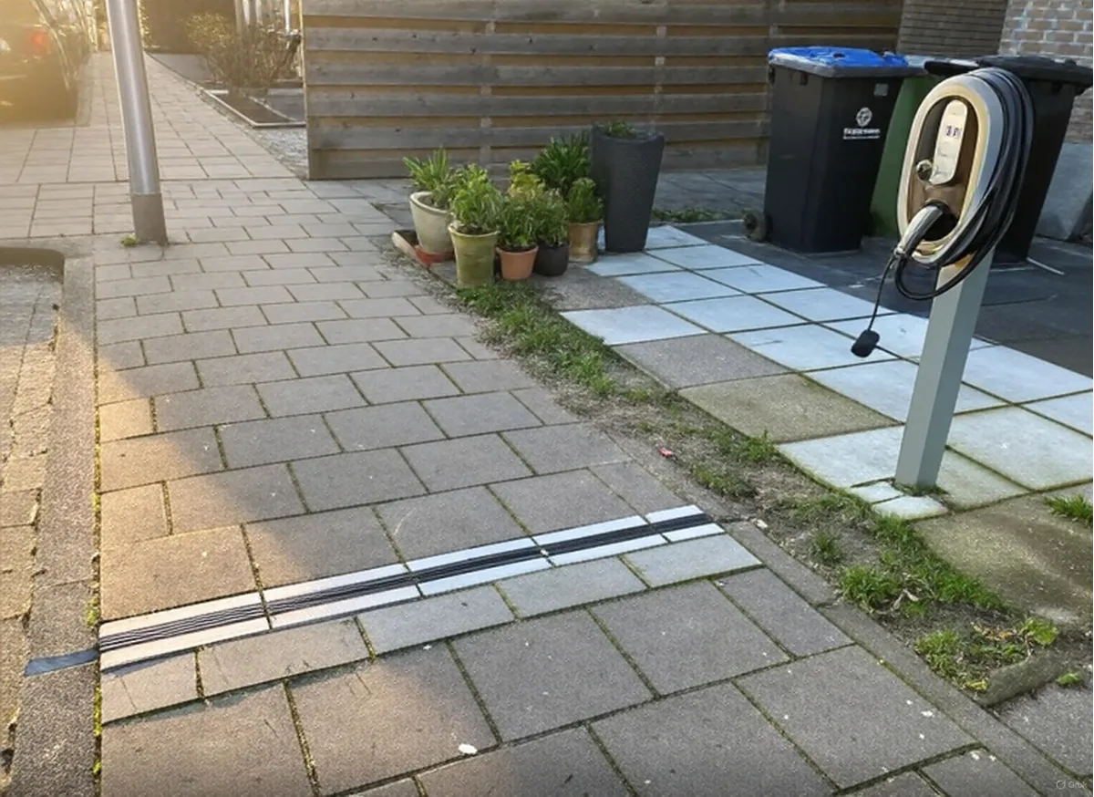 Helmond lanceert proef met kabelgoten voor laden met zonnestroom